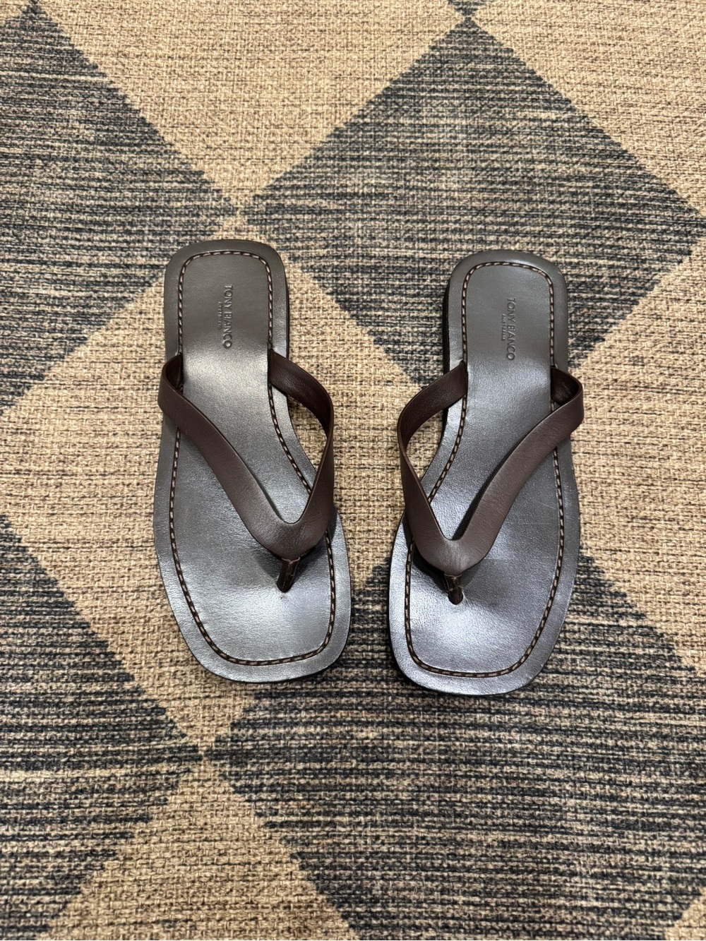 Tony Bianco Kimba flip flop